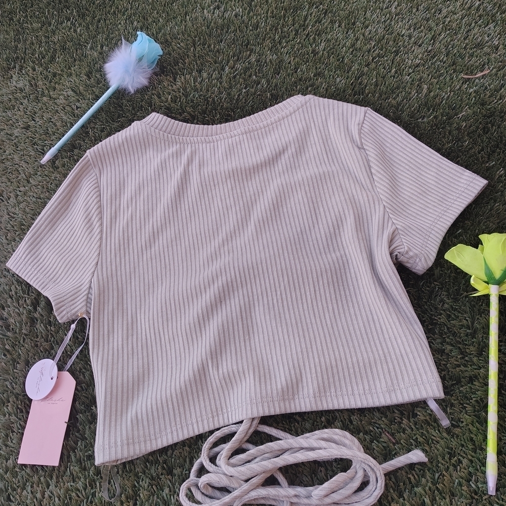 Buckle Gray Ruched Top - Picture 2 of 4